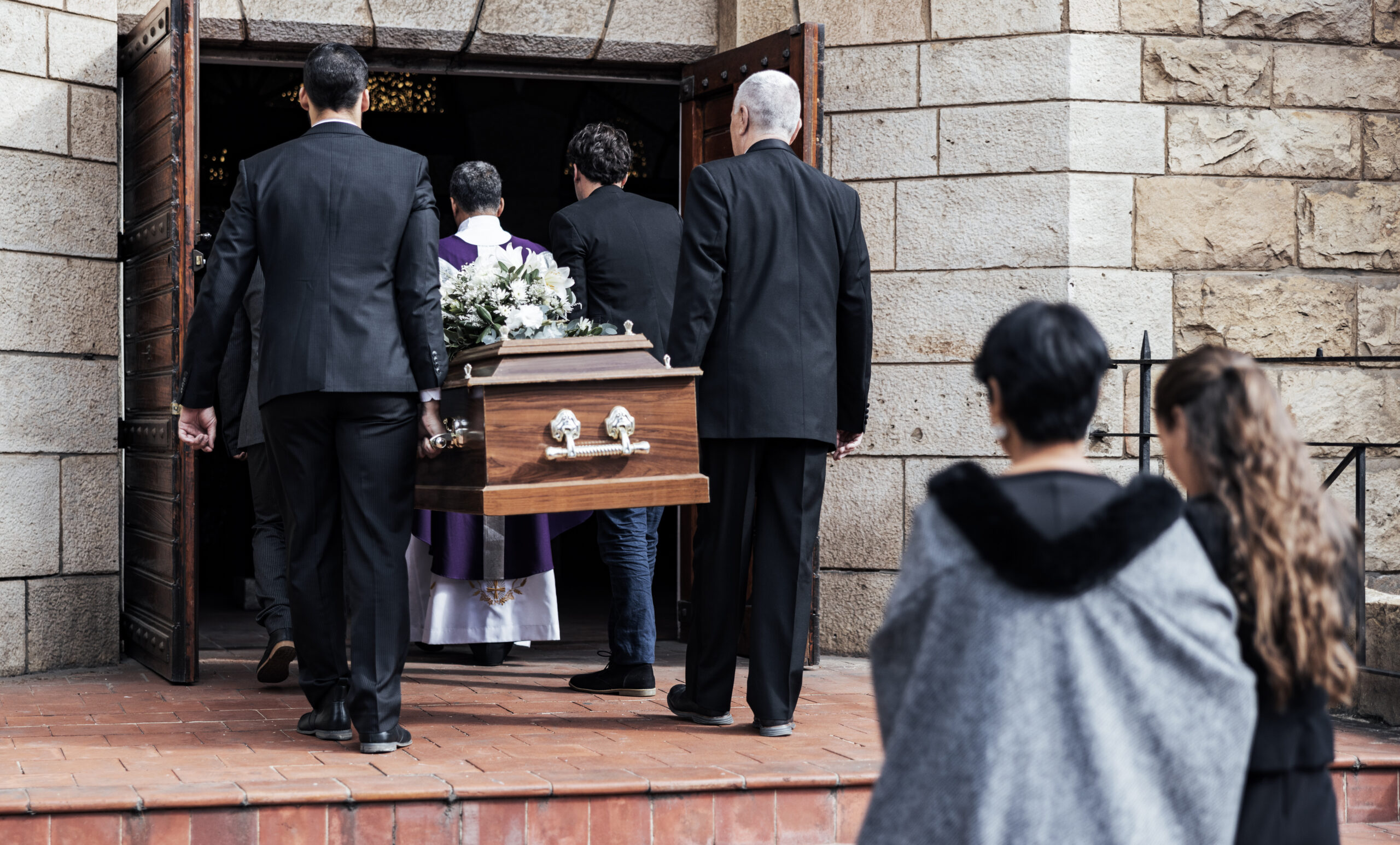 Sprijin În Momentele Dificile: Carpe Diem Funerare, Alături de Tine